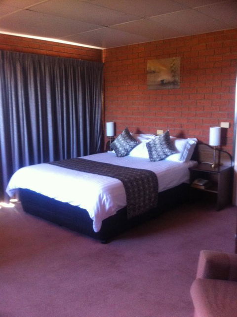 The Waterloo Hotel - New Castle Holiday 35