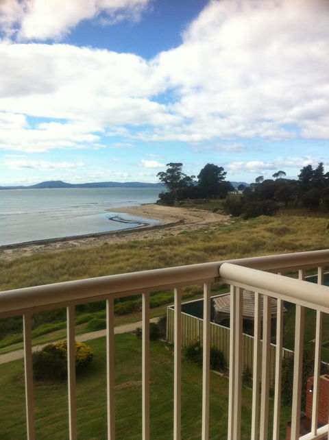 The Waterloo Hotel - New Castle Holiday 30