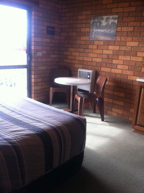 The Waterloo Hotel - New Castle Holiday 18