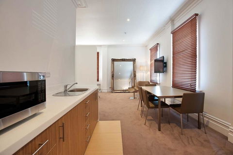 Ikon Hotel - New Castle Holiday 24