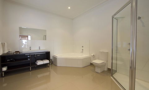 Ikon Hotel - New Castle Holiday 2
