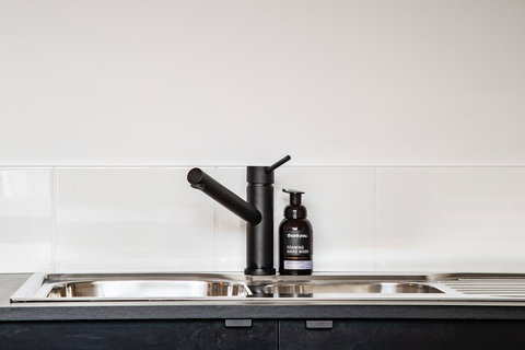 Change Overnight - New Castle Holiday 13