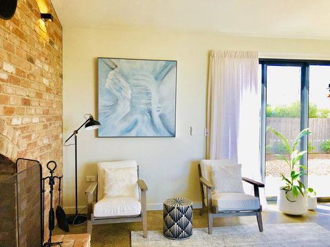 EMBRACING EVANDALE - Hosted By L'Abode Accommodation - New Castle Holiday 9