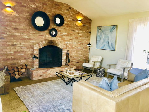 EMBRACING EVANDALE - Hosted By L'Abode Accommodation - New Castle Holiday 10