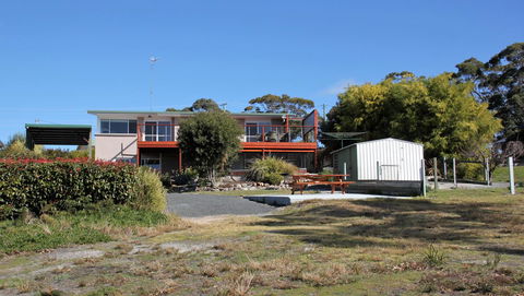 BAY OF FIRES SEACHANGE Ocean Frontage - New Castle Holiday 30
