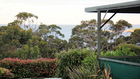 BAY OF FIRES SEACHANGE Ocean Frontage - New Castle Holiday 24