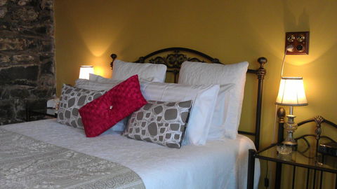 Touchwood Cottages - New Castle Holiday 18