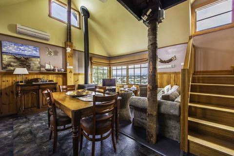 Touchwood Cottages - New Castle Holiday 33