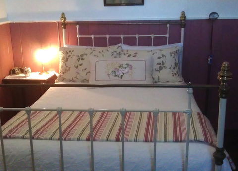 Touchwood Cottages - New Castle Holiday 25
