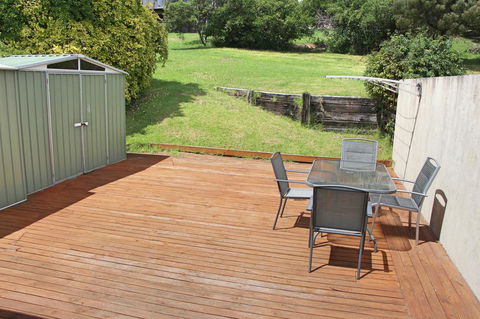 Seaview Apartment - New Castle Holiday 6