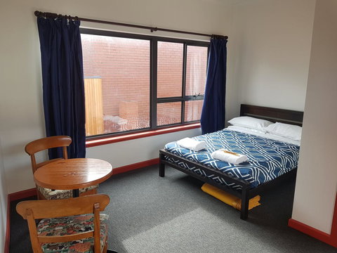 Little Nee's - New Castle Holiday 9