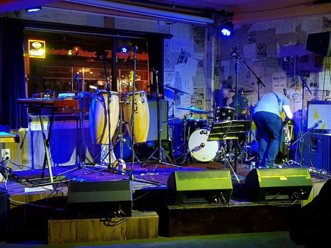 Little Nee's - New Castle Holiday 16