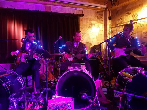 Little Nee's - New Castle Holiday 6