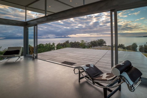 Avalon Coastal Retreat - New Castle Holiday 22