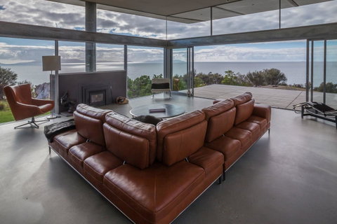 Avalon Coastal Retreat - New Castle Holiday 6