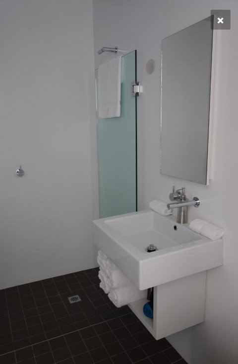 Avalon Coastal Retreat - New Castle Holiday 9