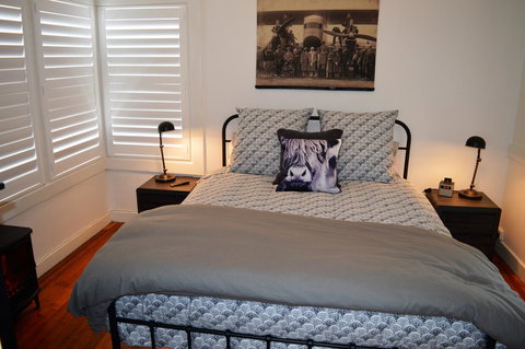 Lyttleton Cottage - New Castle Holiday 4