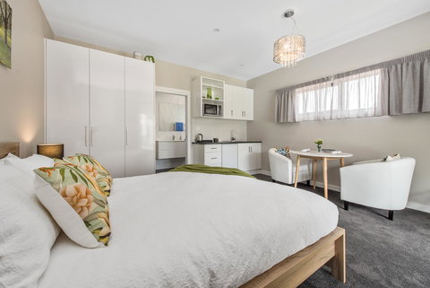 The Wellington Bed And Breakfast - New Castle Holiday 12