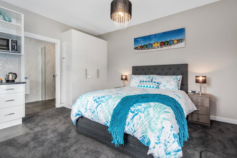 The Wellington Bed And Breakfast - New Castle Holiday 7