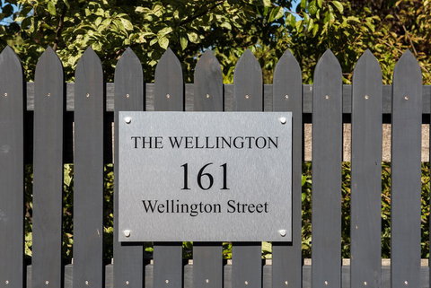 The Wellington Bed And Breakfast - New Castle Holiday 18