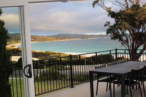 Villa 2 Bay Of Fires - New Castle Holiday 16