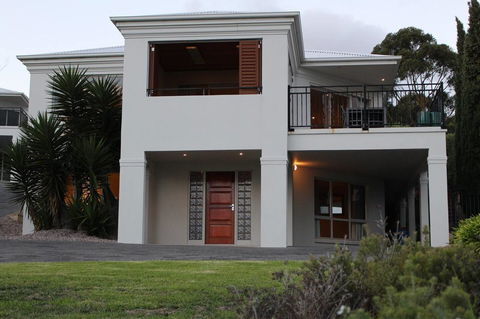 Villa 2 Bay Of Fires - New Castle Holiday 7