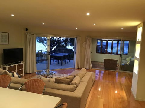 Villa 2 Bay Of Fires - New Castle Holiday 4