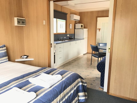 Strahan Beach Tourist Park - New Castle Holiday 3