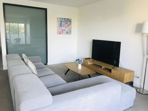 Ellia Doncaster Apartment - New Castle Holiday 21