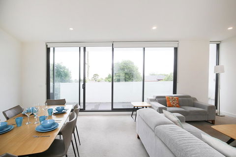 Ellia Doncaster Apartment - New Castle Holiday 36