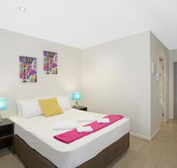 Astra Apartments Glen Waverley Springvale RD - New Castle Holiday