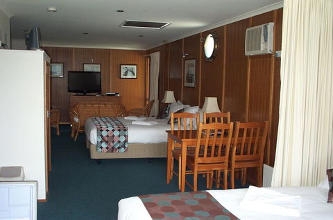 Point Lonsdale Guest House - New Castle Holiday 2
