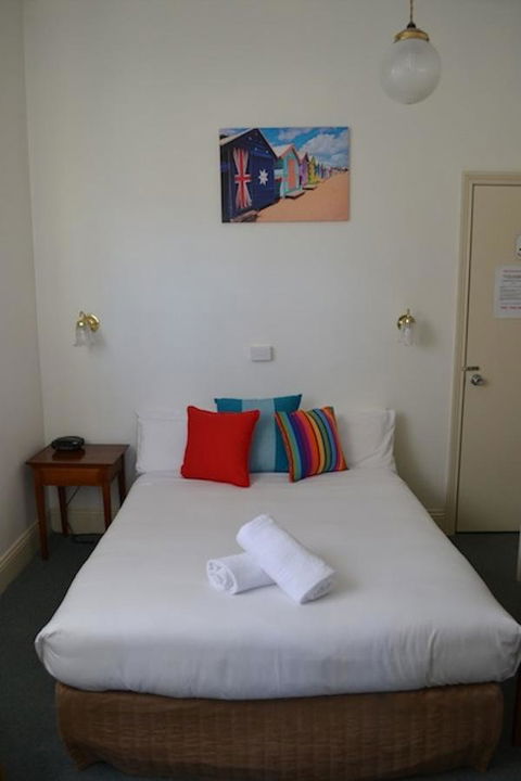 Point Lonsdale Guest House - New Castle Holiday 4