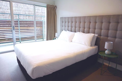 The Apollo - New Castle Holiday 23