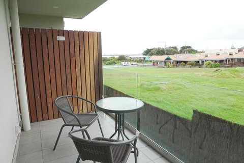 The Apollo - New Castle Holiday 19