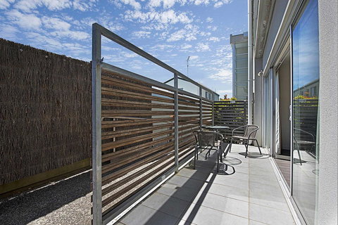 The Apollo - New Castle Holiday 1