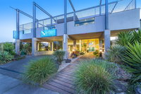 Book Apollo Bay Accommodation Vacations New Castle Holiday New Castle Holiday