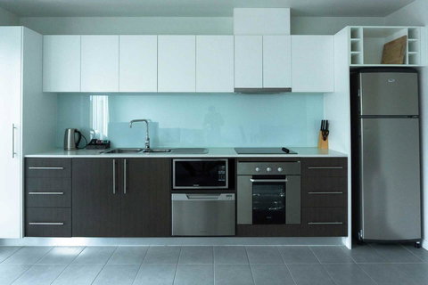 The Apollo - New Castle Holiday 12