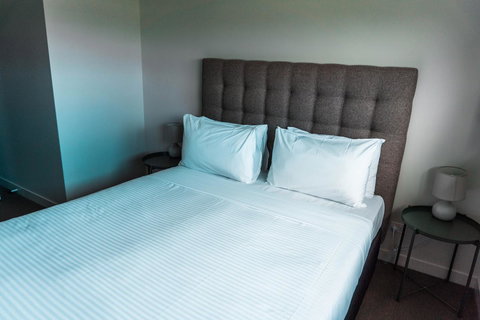 The Apollo - New Castle Holiday 5