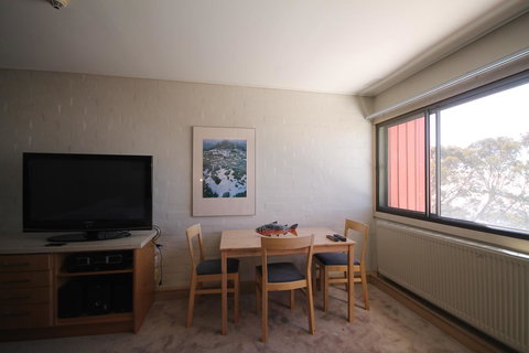 Arlberg Hotham - New Castle Holiday 8