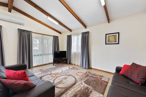 High Country Holiday Park - New Castle Holiday 9