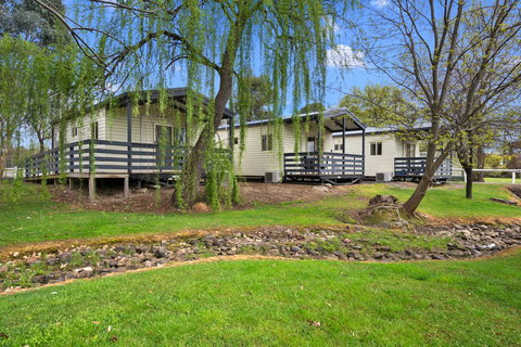 High Country Holiday Park - New Castle Holiday 21