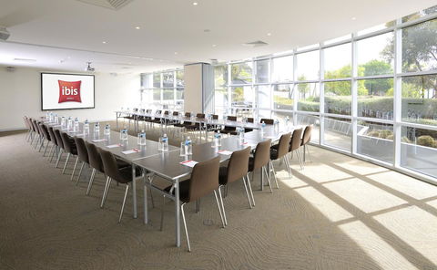 Ibis Melbourne - Glen Waverley - New Castle Holiday 26