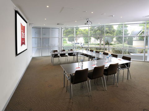 Ibis Melbourne - Glen Waverley - New Castle Holiday 29