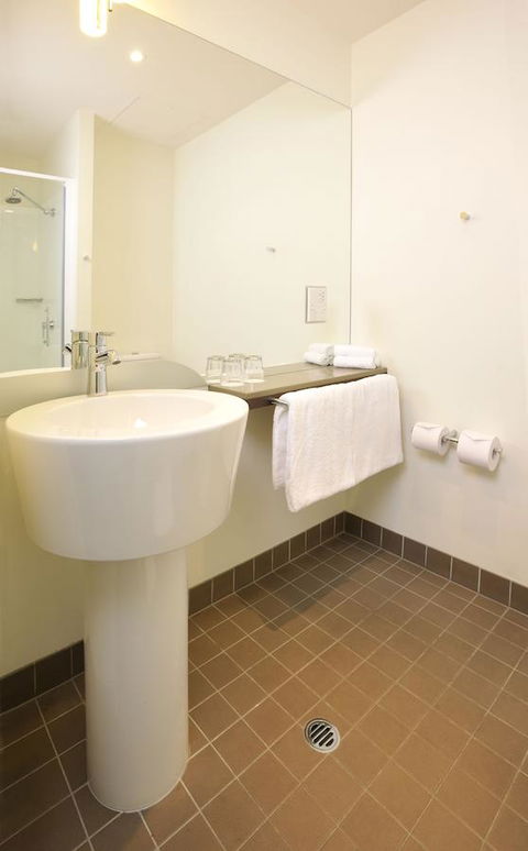 Ibis Melbourne - Glen Waverley - New Castle Holiday 2