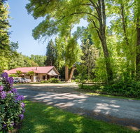 Avalon House - New Castle Holiday