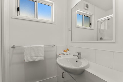 Bright Riverside Holiday Park - New Castle Holiday 8