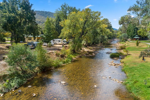 Bright Riverside Holiday Park - New Castle Holiday 12