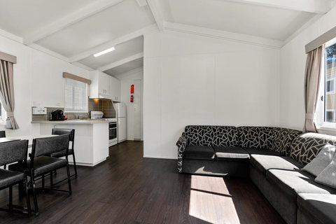 Bright Riverside Holiday Park - New Castle Holiday 6