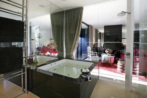 Hepburn At Hepburn - New Castle Holiday 15